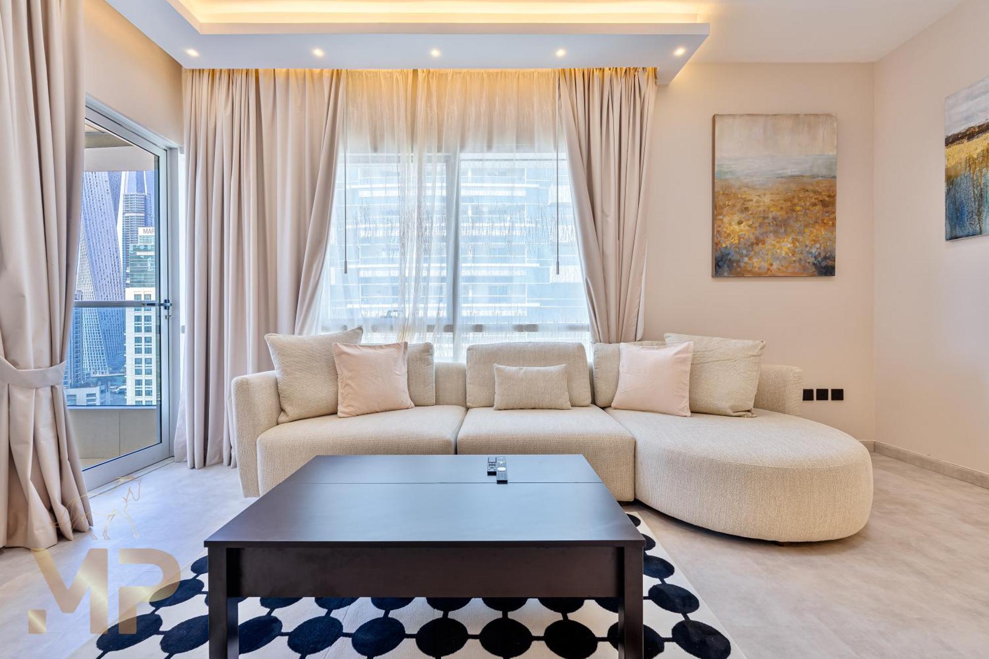 Marcopolo -1br With Exquisite Marina Views Near Apartment